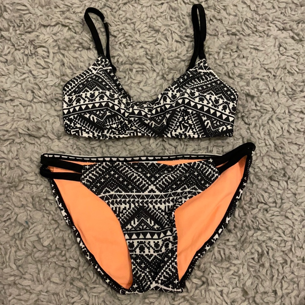 Xhilaration bathing suit